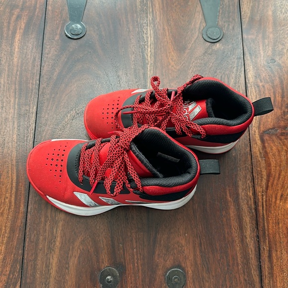 Adidas Toddler Boys Red Sneakers Size 12 Wide - Picture 3 of 10